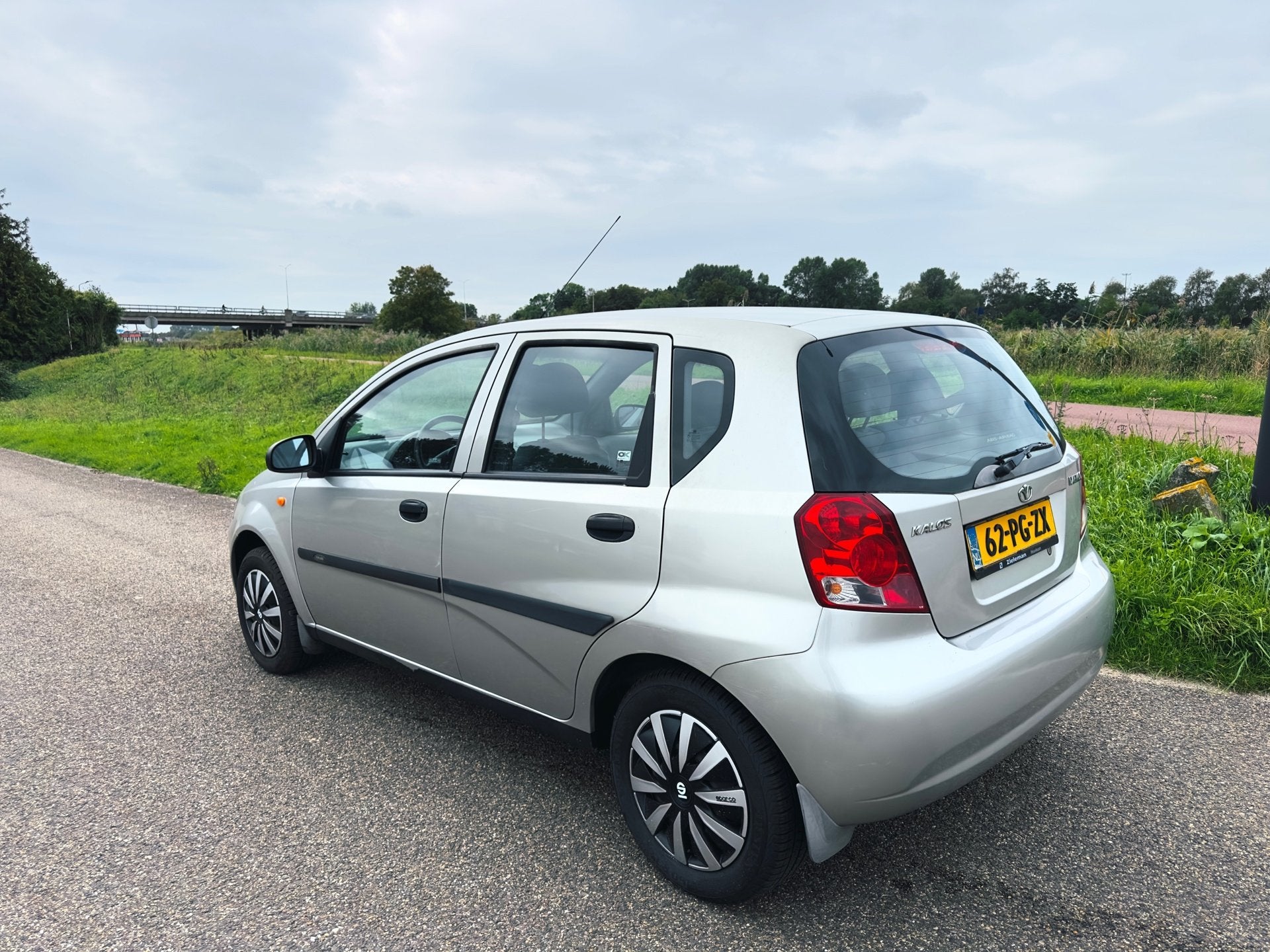 Daewoo Kalos 1.4 Spirit, Auto's, Stof, 4 cilinders, Kalos, Origineel Nederlands