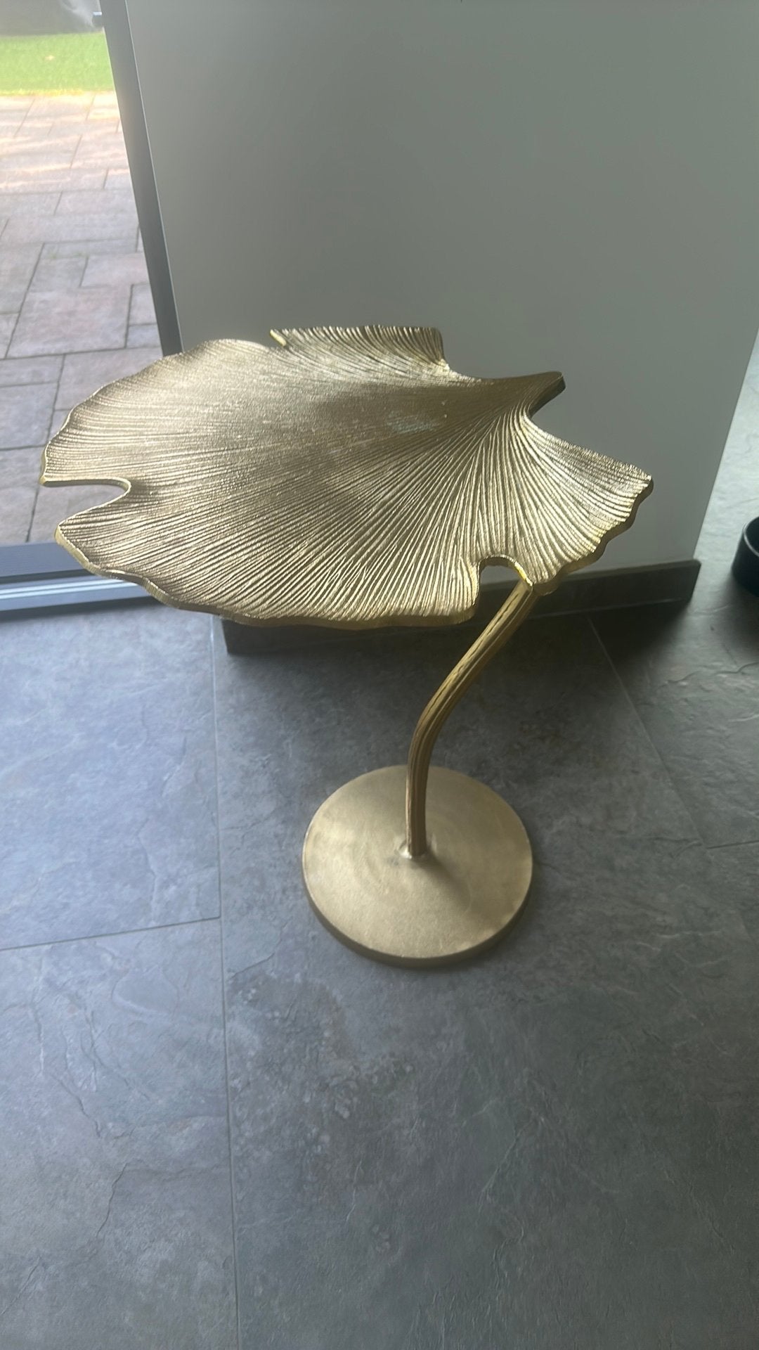 Coco maison Gouden ijzeren bijzettafel, Minder dan 55 cm, Metaal of Aluminium, Rond, Zo goed als nieuw