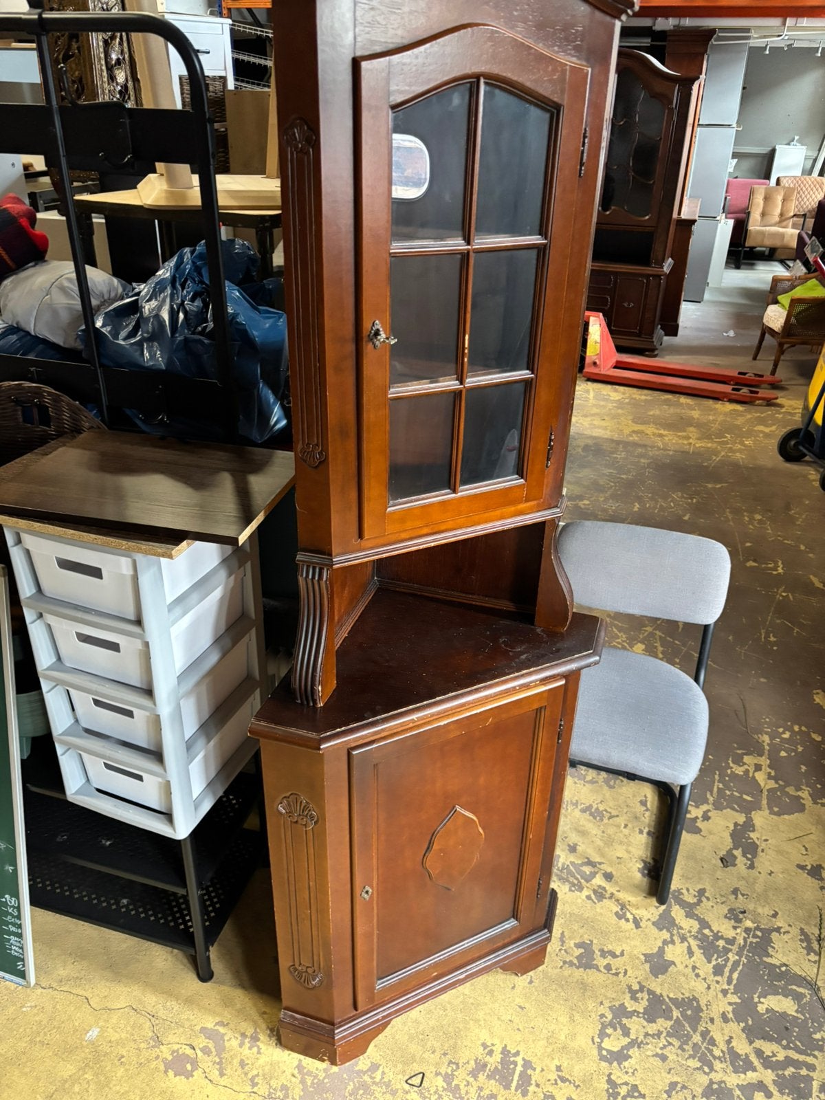 Antieke stijl hoekkast - 50x50x210H, Ophalen of Verzenden
