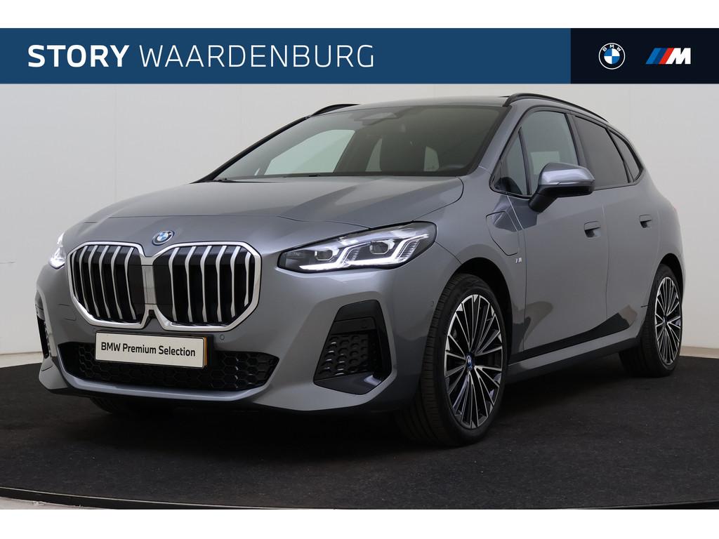 BMW 2 Serie Active Tourer 225e xDrive M Sport Automaat / Pan, 1800 kg, Gebruikt, Metallic lak, Bedrijf