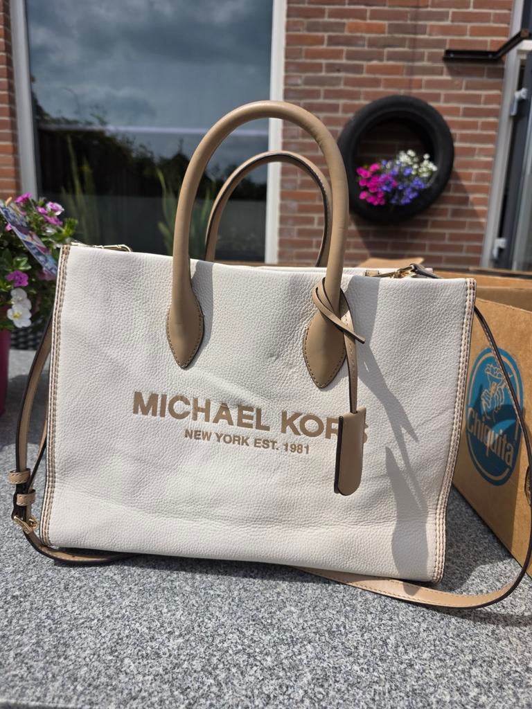 Michael Kors handtas wit/taupe leer in goede staat, Ophalen of Verzenden