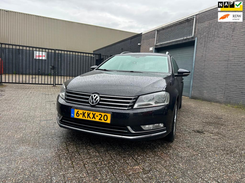 Volkswagen Passat Variant 1.6 TDI Highline BlueMotion Clima, Voorwielaandrijving, Euro 5, Gebruikt, Zwart