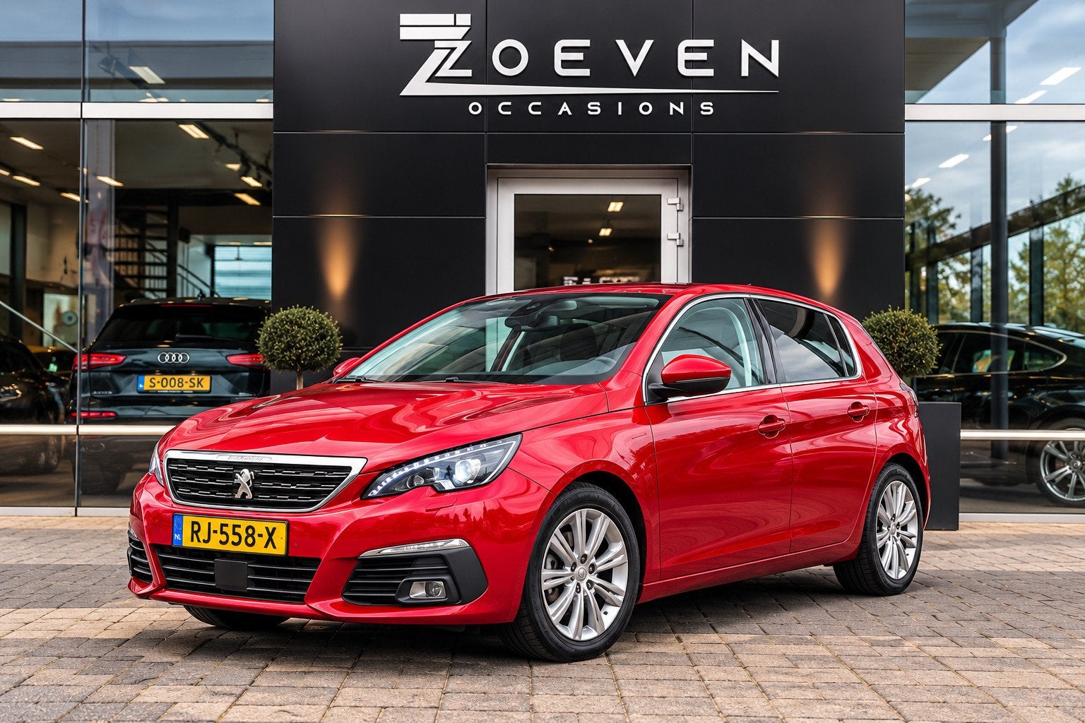 Peugeot 308 Peugeot 308 1.5 BlueHDi Allure 130PK | PANO | NA, Auto's, Voorwielaandrijving, Gebruikt, Euro 6, 4 cilinders