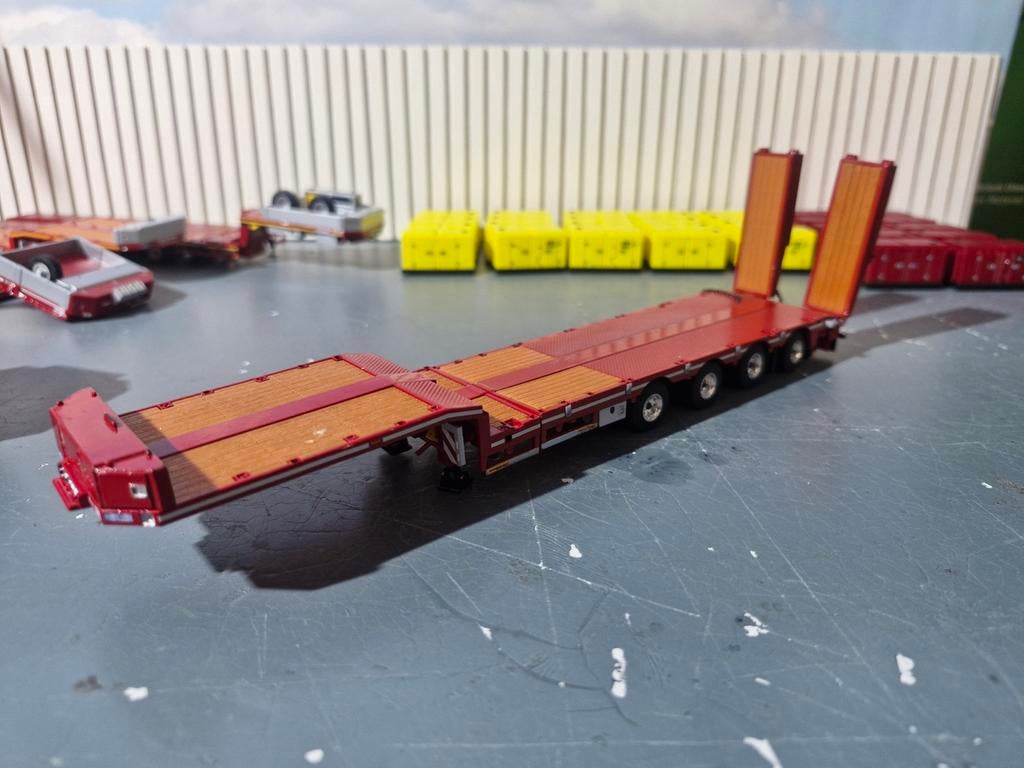 Semi dieplader uitschuifbaar met oprijplanken wsi, Ophalen of Verzenden, Zo goed als nieuw, Bus of Vrachtwagen, Wsi