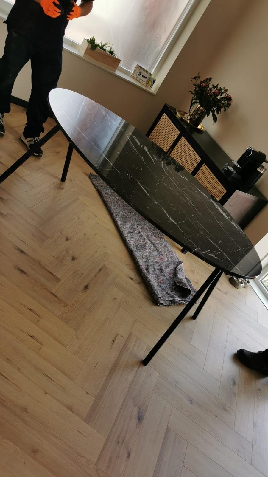 Ovale marmeren eettafel - Nero Marquina (V-poot), Ophalen, Overige materialen, Gebruikt, 50 tot 100 cm