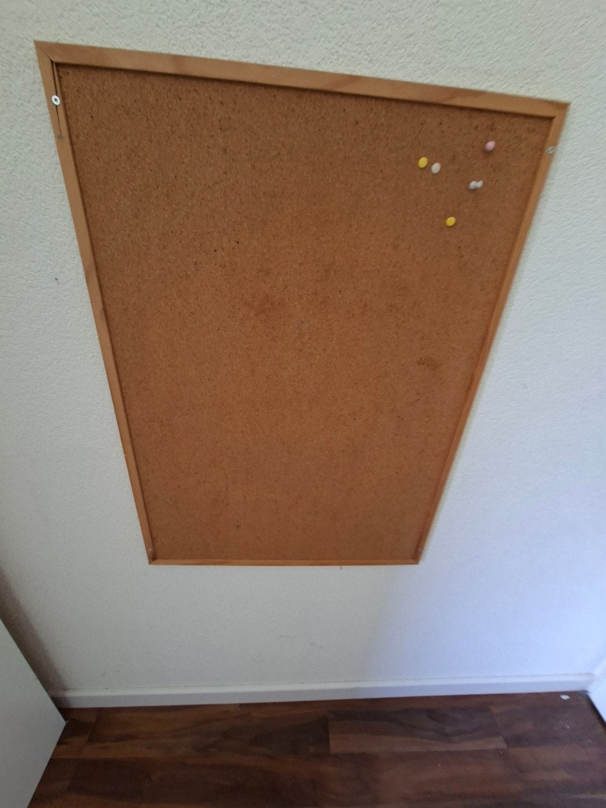 Prikbord met houten lijst, Ophalen of Verzenden, Gebruikt, Bruin, Hout