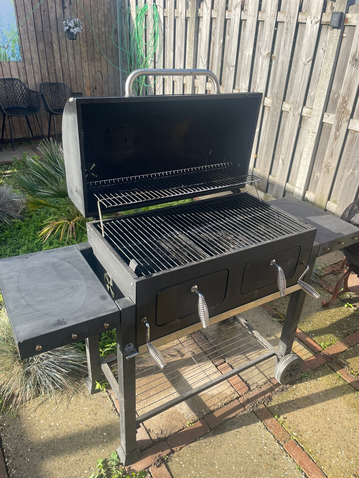 Tekoop houtskool barbecue zie foto bieden maar, Ophalen, Gebruikt