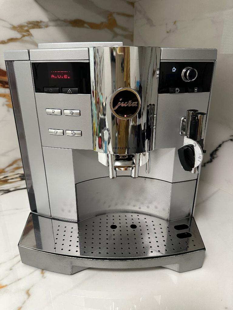 Luxe Koffiemachine Jura Impressa S9, Ophalen, Gemalen koffie, Gebruikt, 10 kopjes of meer