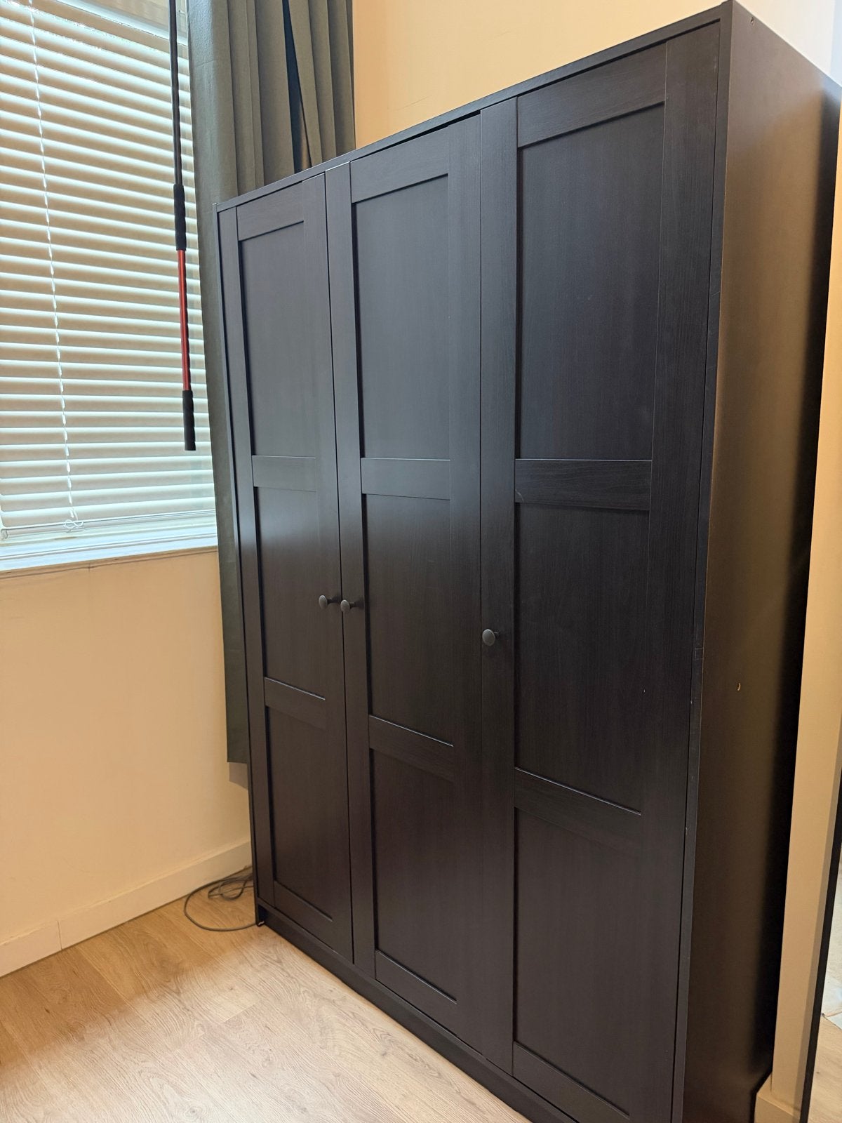 IKEA Rakkestad kledingkast - Zo goed als nieuw, Huis en Inrichting, Kasten | Kledingkasten, Ophalen, 100 tot 150 cm, Zo goed als nieuw