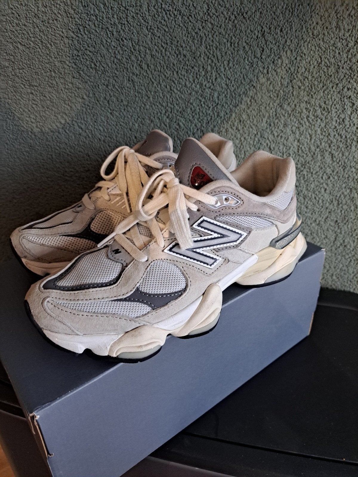 New Balance 9060 sneakers - Maat 39,5. Nieuw in doos, New Balance, Nieuw, Ophalen of Verzenden, Sneakers of Gympen