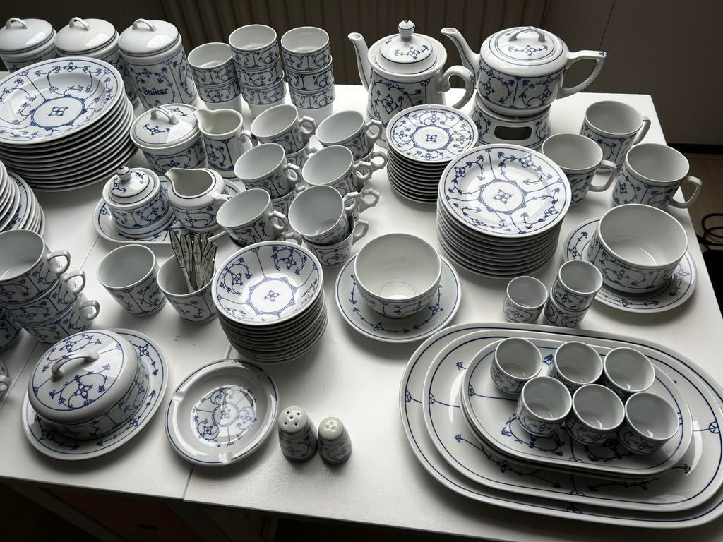 Blau-Saks Jäger servies…heel veel, Ophalen, Zo goed als nieuw, Porselein, Overige stijlen
