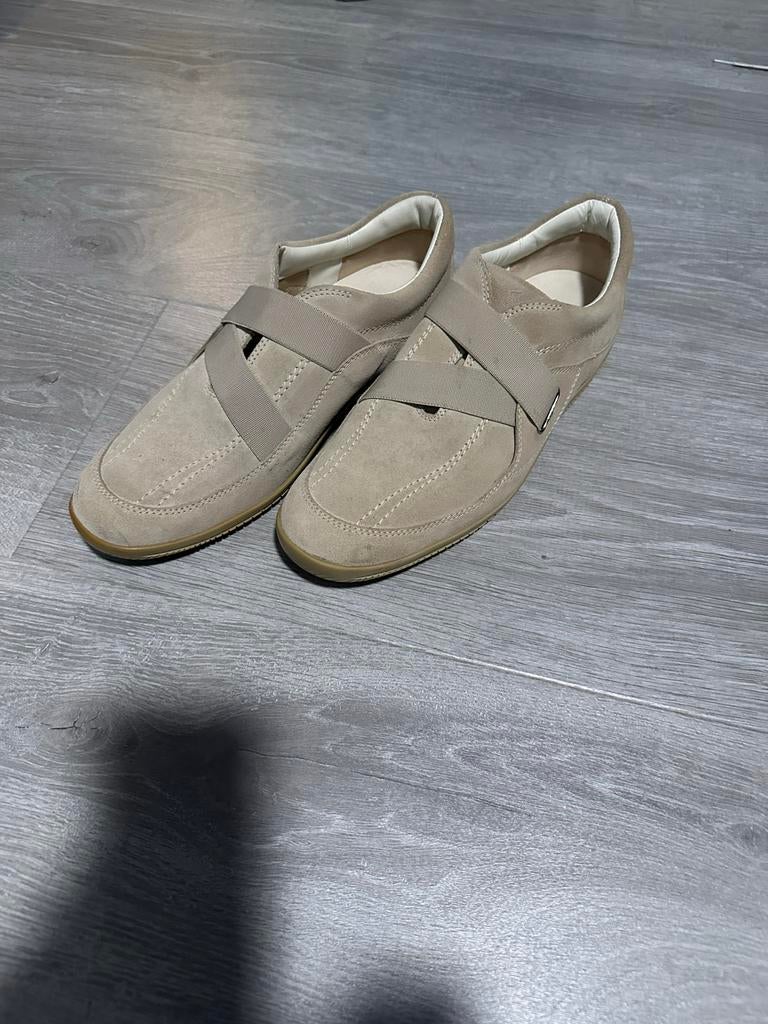 Hogan nette schoenen maat 43, Kleding | Heren, Schoenen, Overige kleuren, Ophalen of Verzenden, Zo goed als nieuw, Veterschoenen