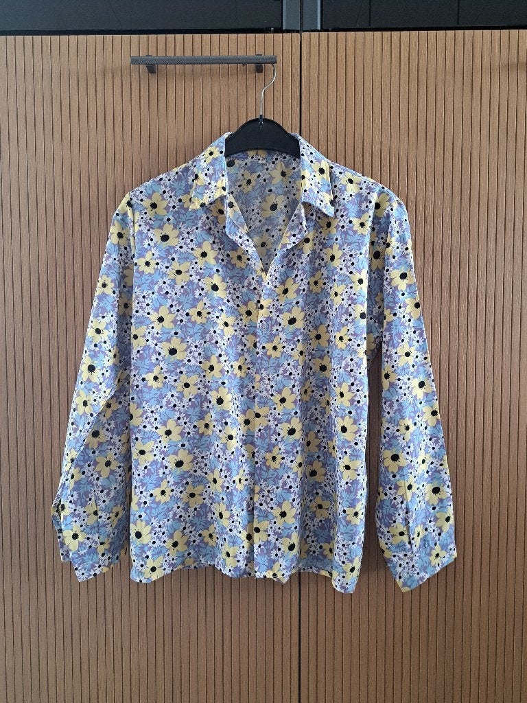 Heel mooie gebloemde blouse, maat S., Meerkleurig, Ophalen of Verzenden, Maat 36 (S), Onbekend