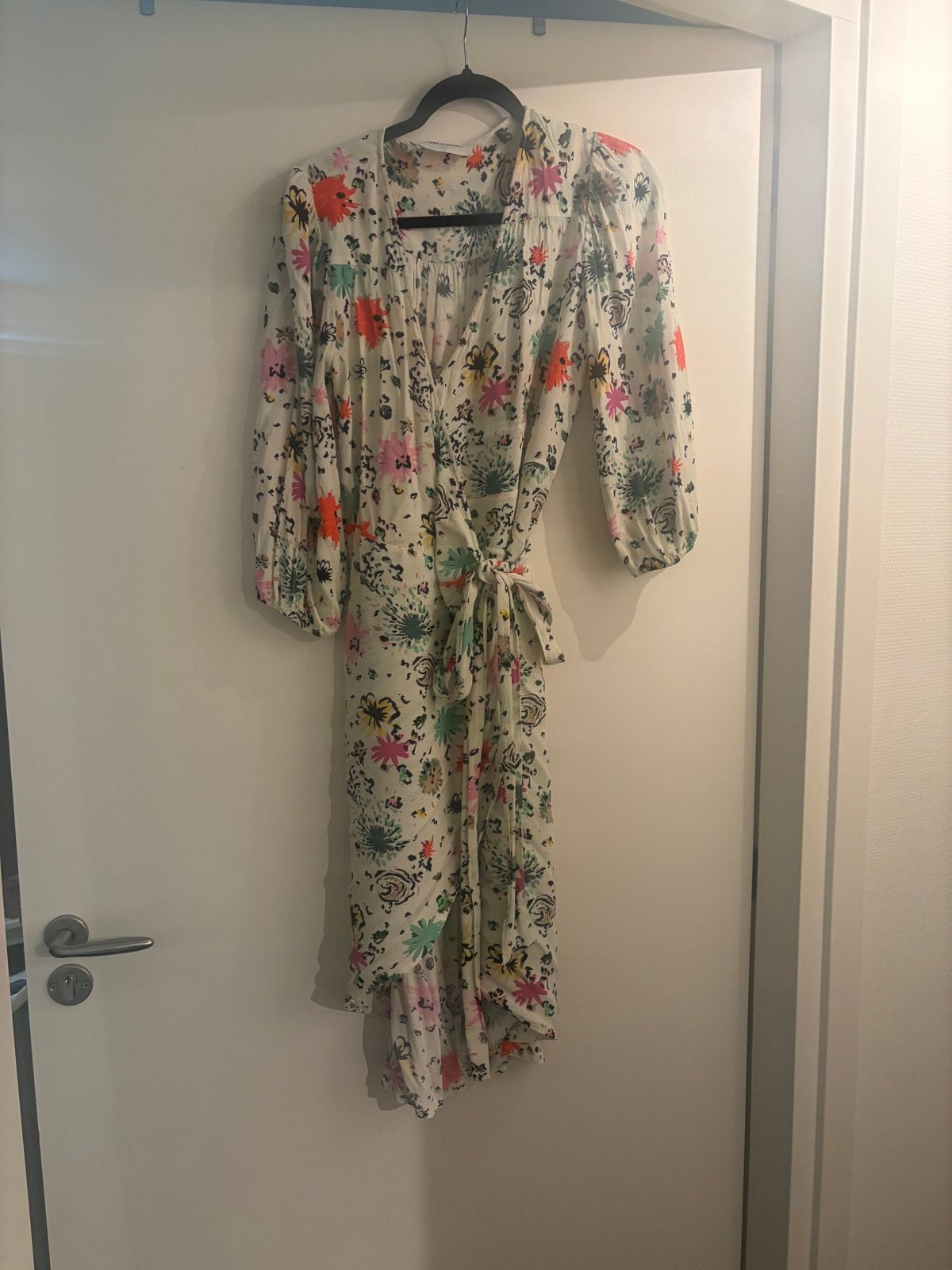 Pom Amsterdam Witte Jurk Maat 40 met print, Maat 38/40 (M), Verzenden, Wit, Gedragen