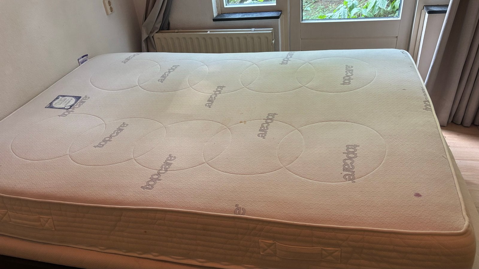 Topcare matras, matras en bed 140x200 cm - Zo goed als nieuw, Ophalen, 90 cm, Eenpersoons, Zo goed als nieuw
