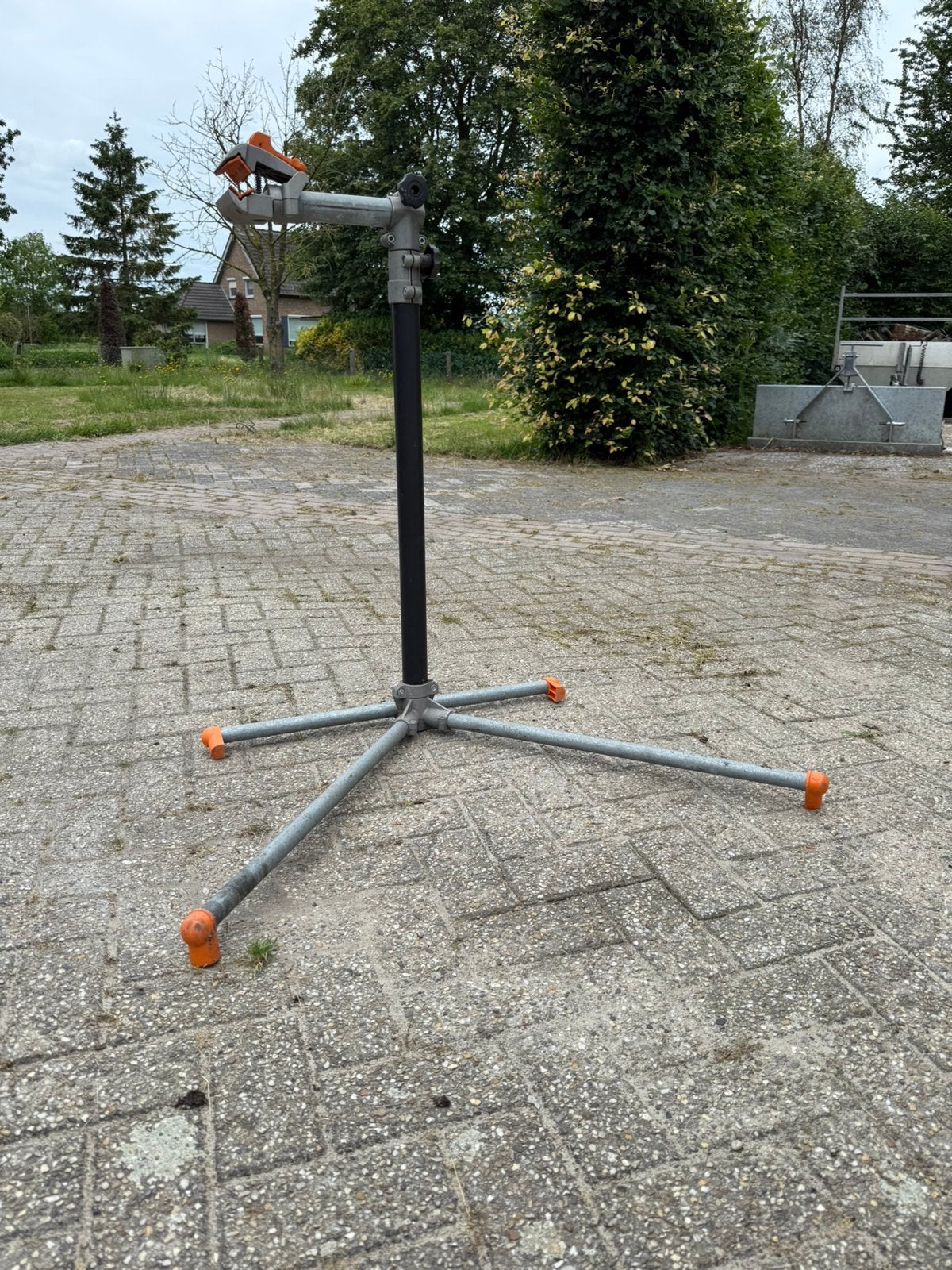 Te koop: Point fietsreparatiestandaard / montagestandaard, Ophalen, Zo goed als nieuw