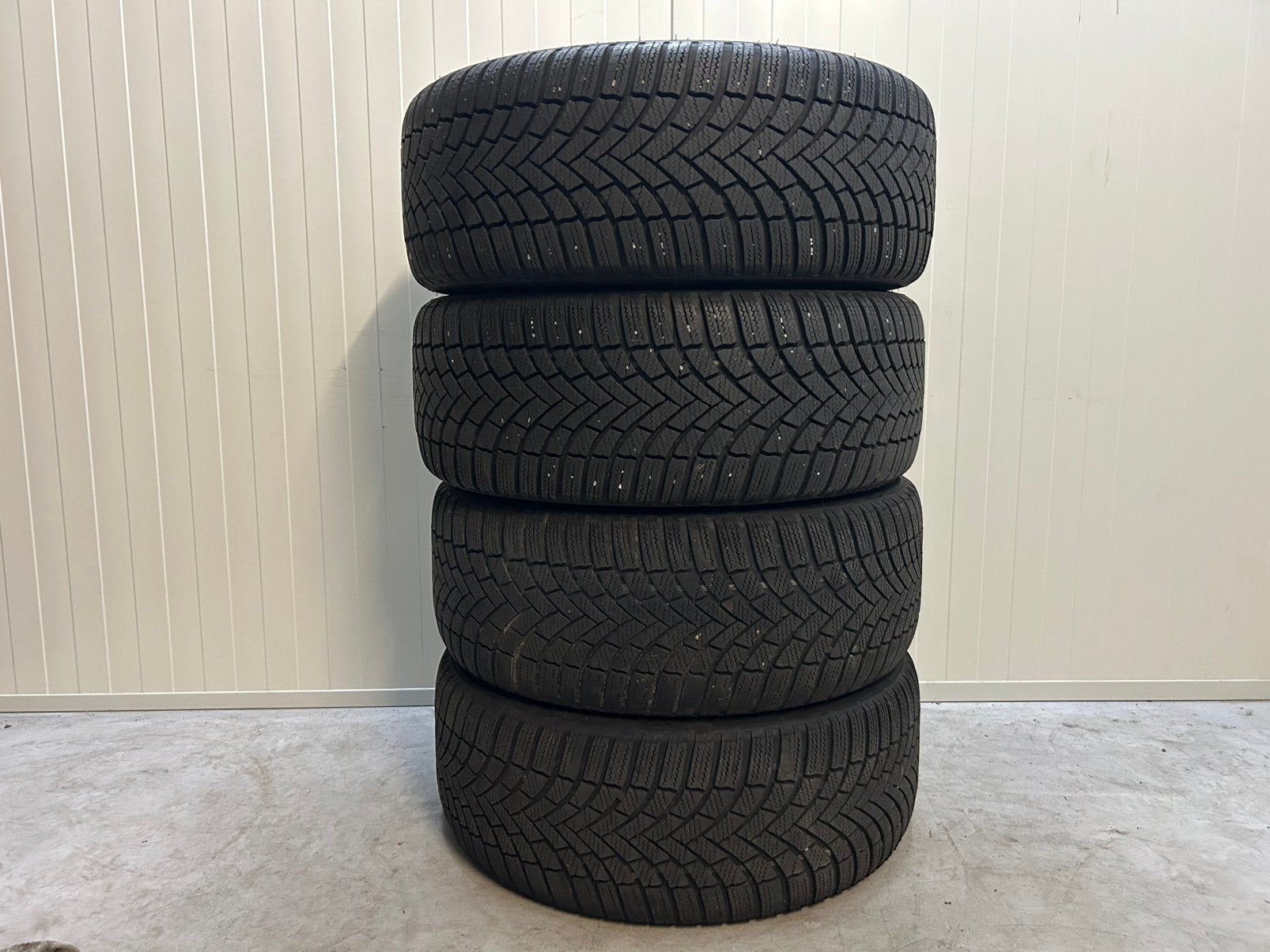 Originele VW Golf 7 8 Bergamo 18 inch Winter bridgestone, Ophalen, 18 inch, Gebruikt, Banden en Velgen