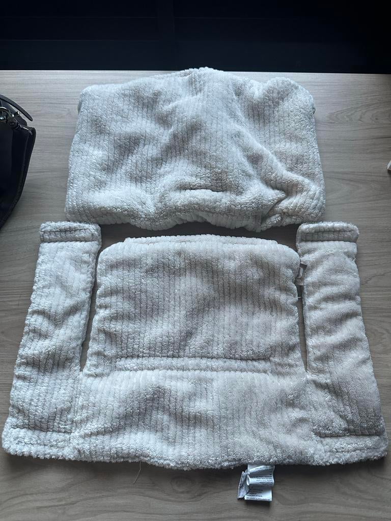 Jollein stoelverkleiner voor Stokke Tripp Trapp - Zacht wit, Ophalen, Zo goed als nieuw, Meegroeistoel, Stoelverkleiner