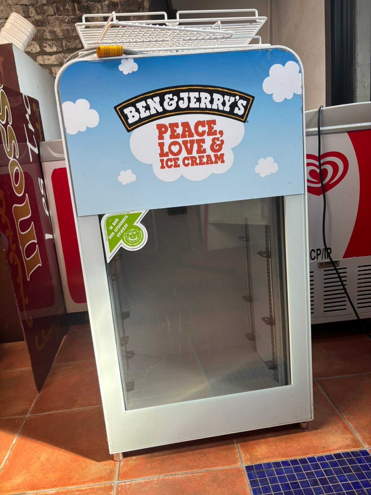 Ben & Jerry’s ijskast, Ophalen, 200 liter of meer, 160 cm of meer, Zo goed als nieuw