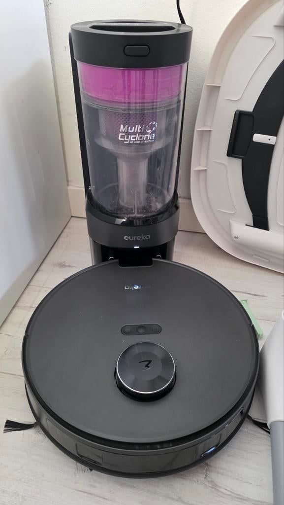 Eureka E10 Robotstofzuiger met zelflegende zuigstation, Ophalen of Verzenden, Zo goed als nieuw, Robotstofzuiger