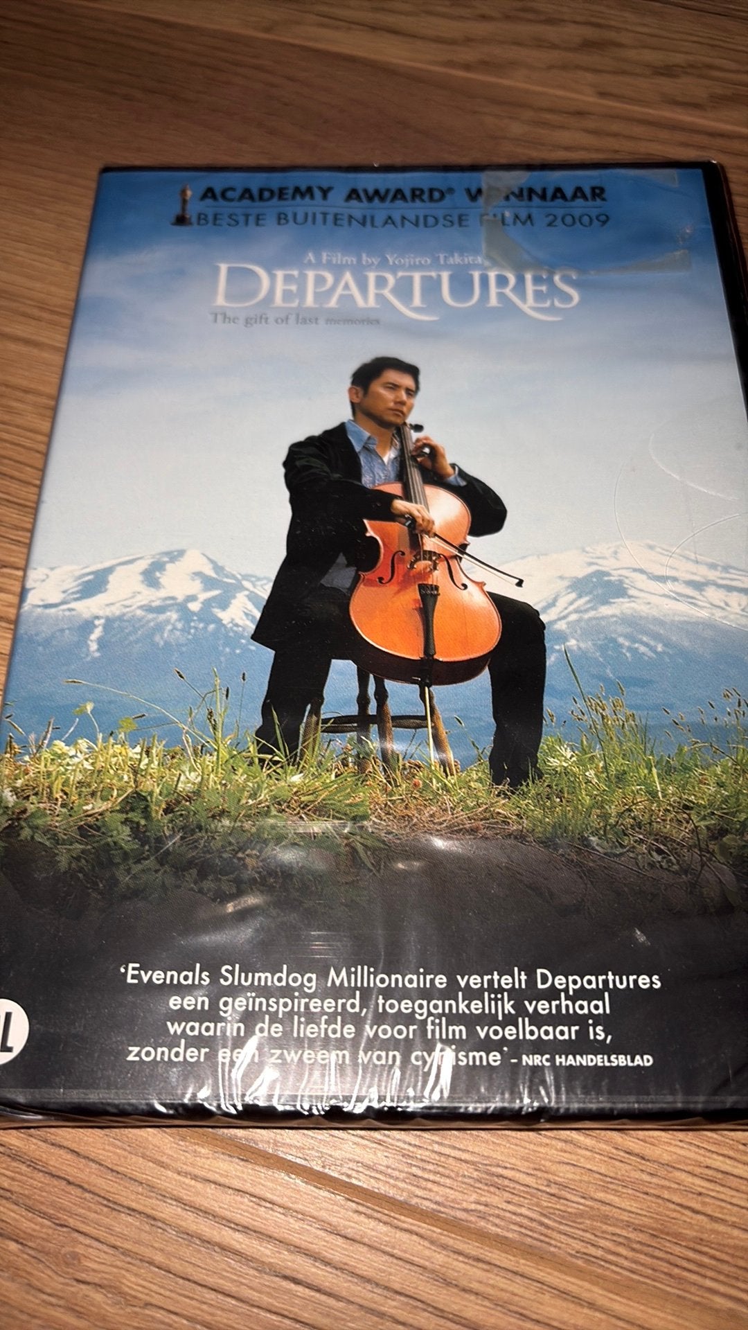 Departures nieuw in seal!, Cd's en Dvd's, Dvd's | Filmhuis, Vanaf 16 jaar, Ophalen of Verzenden, Zo goed als nieuw, Overige gebieden