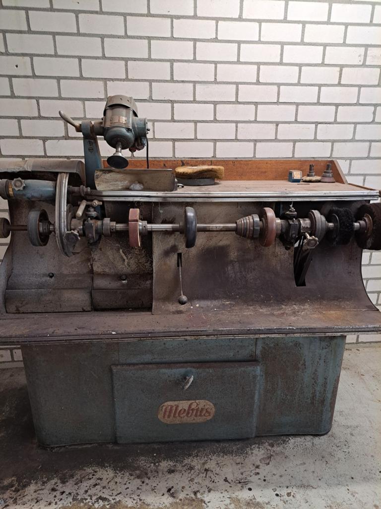 Schoenmakers schuurmachine Mebus, Ophalen