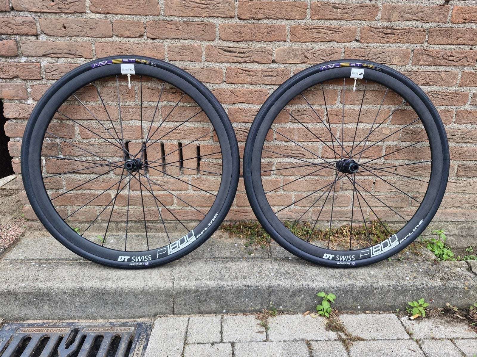 DT swiss P1800 Spline 32, met Panaracer Agilest, Fietsen en Brommers, Wiel, Dt swiss, Ophalen of Verzenden, Zo goed als nieuw