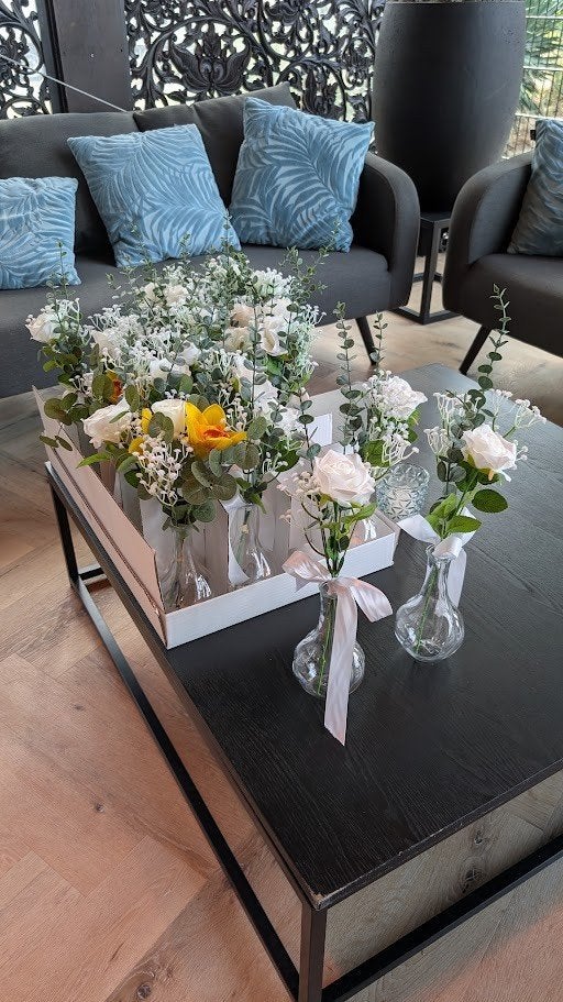 Kunstbloemen met vaasjes 24st, Ophalen of Verzenden, Zo goed als nieuw, Versiering, Geboorte of Huwelijk