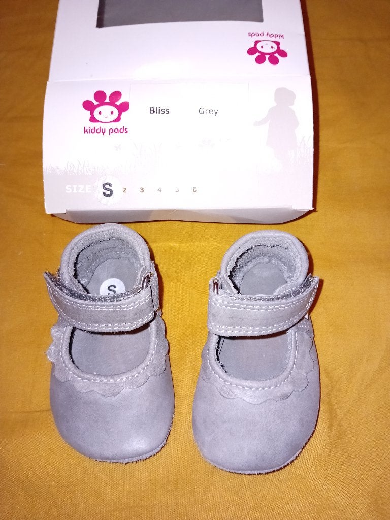 Leren baby schoentjes 0 tot 6 maanden nieuw, Ophalen, Nieuw, Meisje, Schoentjes