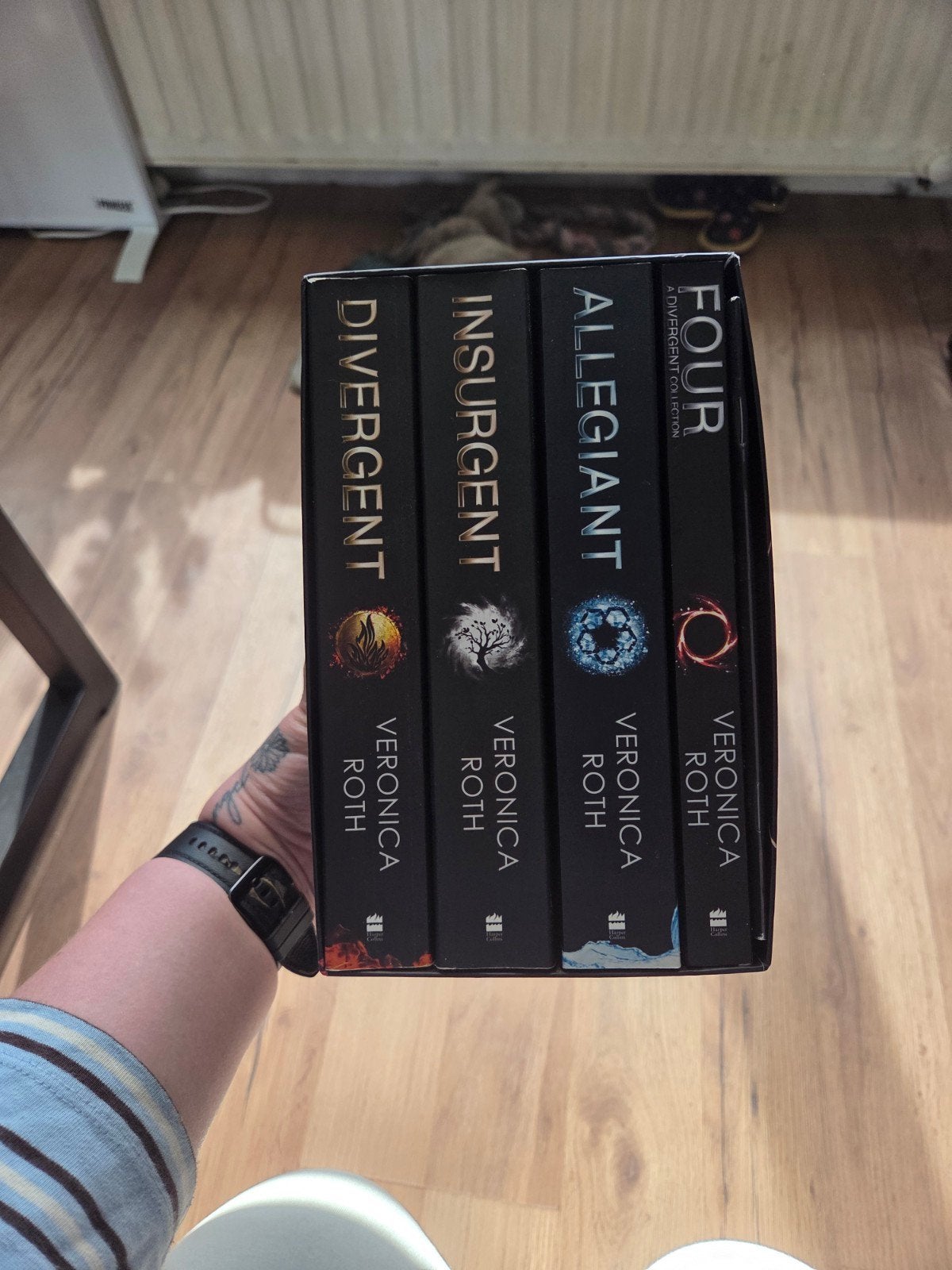 Divergent Serie Boekenset - Veronica Roth (4 boeken), Ophalen of Verzenden, Gelezen, Veronica Roth, Wereld overig