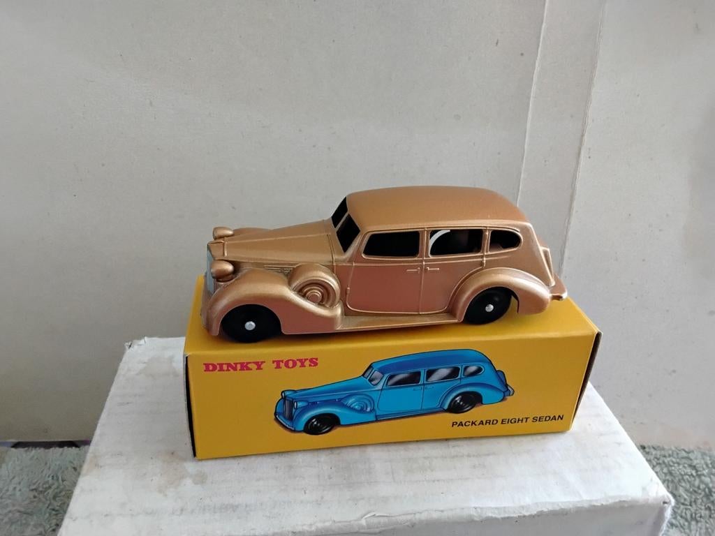 DINKY  TOYS  ATLAS   PACKARD  EIGHT  SEDAN  NO  24 P, Ophalen of Verzenden, Zo goed als nieuw, Auto, Dinky Toys