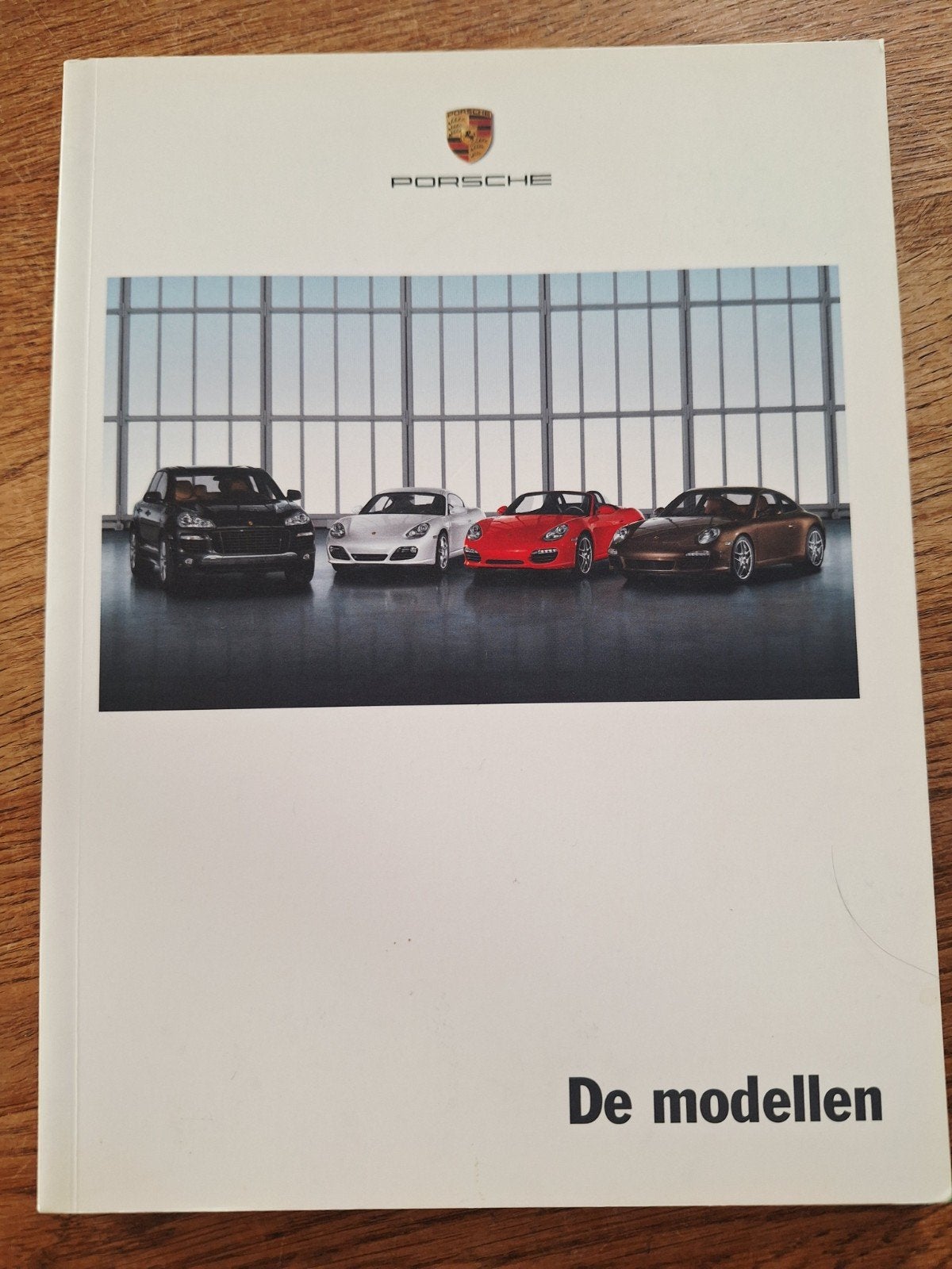 Porsche 'De Modellen' Catalogus - Informatieboek, Ophalen of Verzenden, Porsche, Onbekend, Gelezen