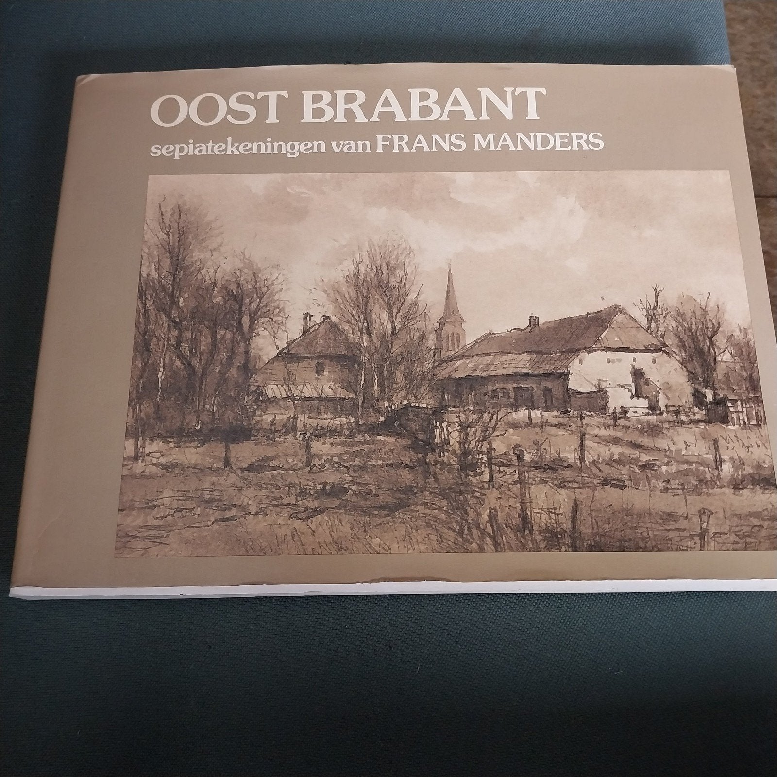 Oost Brabant - Sepiatekeningen van Frans Manders, Ophalen of Verzenden, 20e eeuw of later, Gelezen, Frans Manders