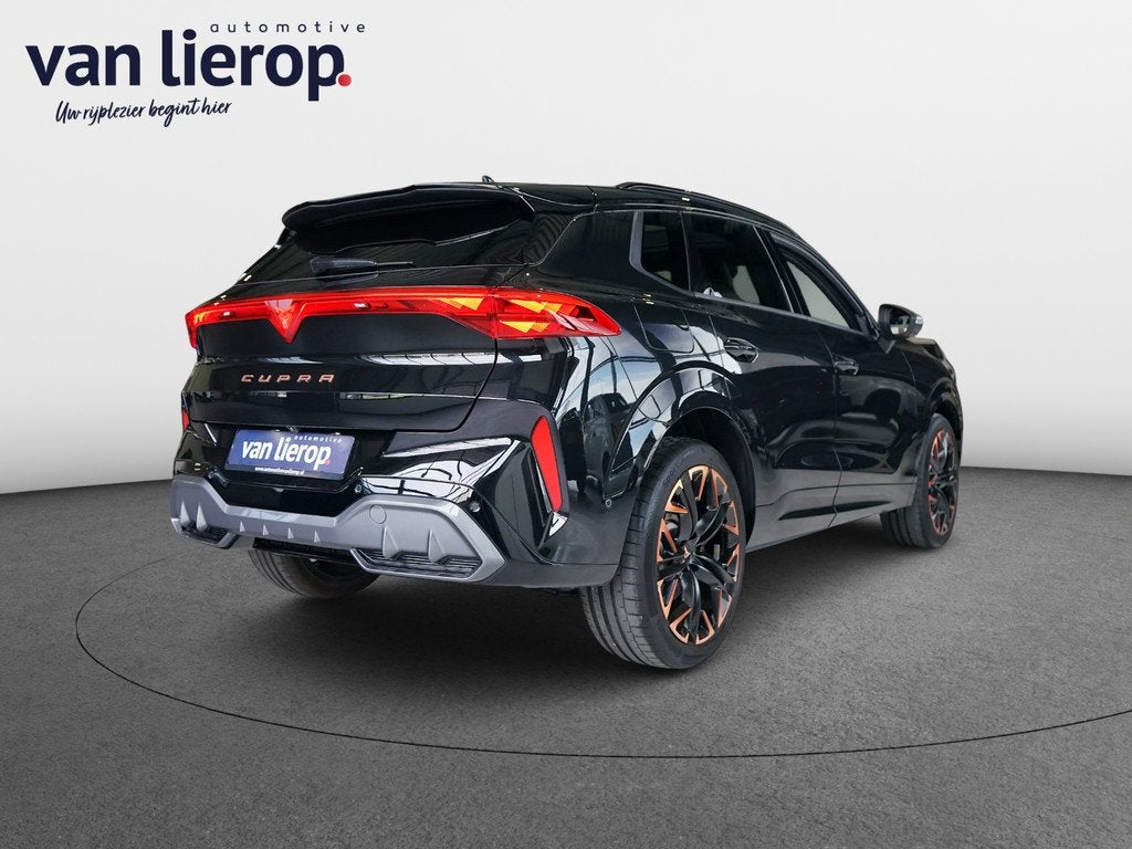 CUPRA Terramar 1.5 TSI e-Hybrid VZ Performance 20'' | PANO |, Auto's, Cupra, Terramar, 4 cilinders, 2000 kg, Zwart