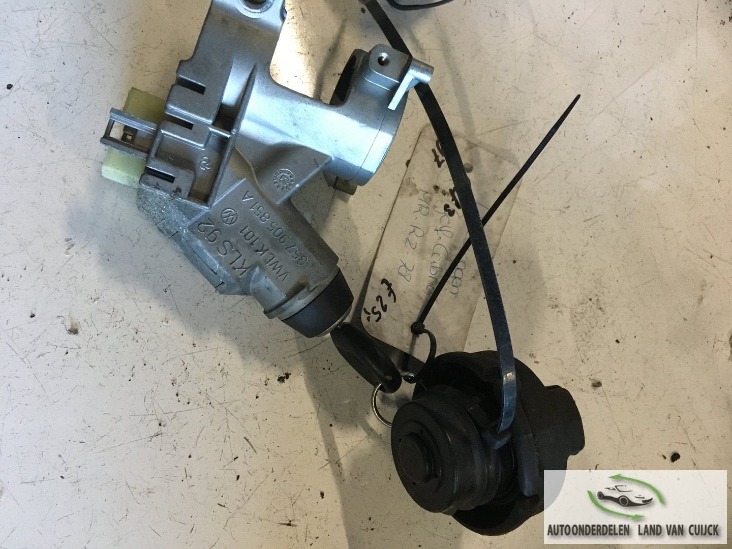 Vw Golf 3 Cabrio 1997 Contactslot met sleutel en tankdop, Auto-onderdelen, Gebruikt, -, -, Ophalen of Verzenden