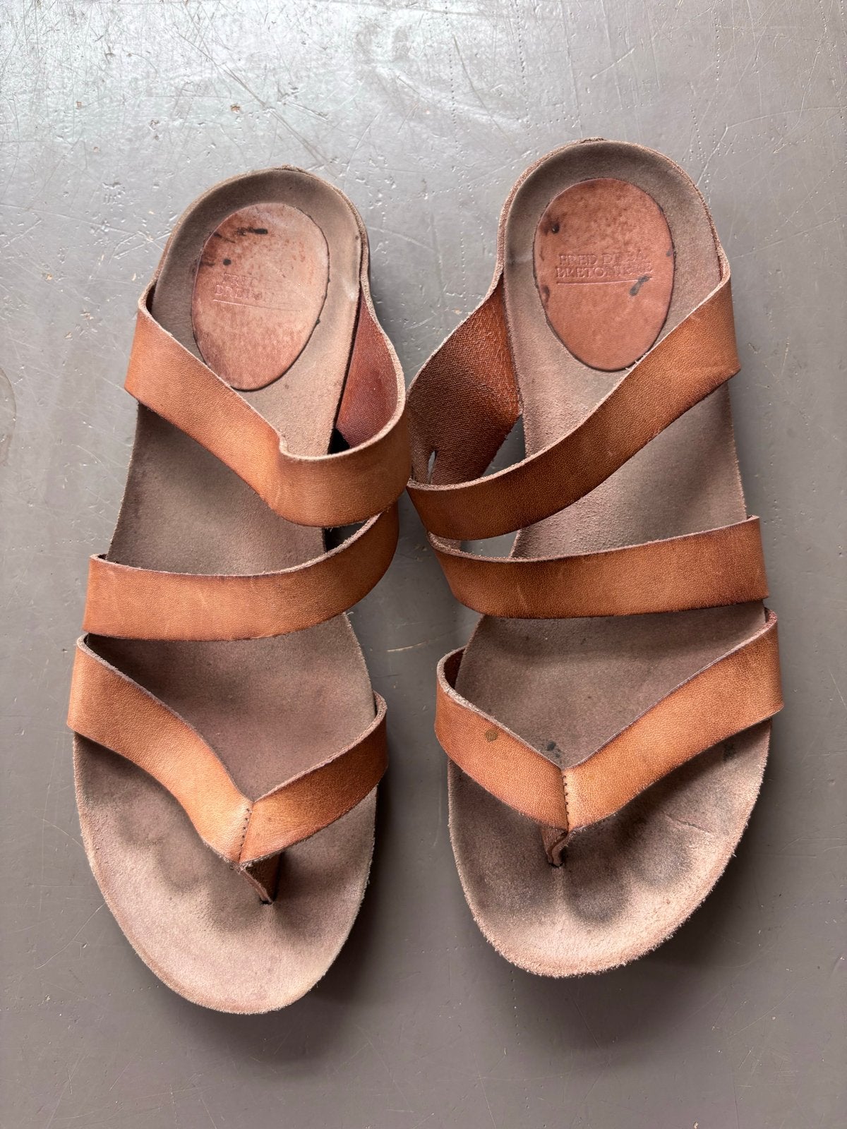 Fred de la Bretoniere slippers - bruin leer, Ophalen of Verzenden, Gedragen, Bruin, Slippers