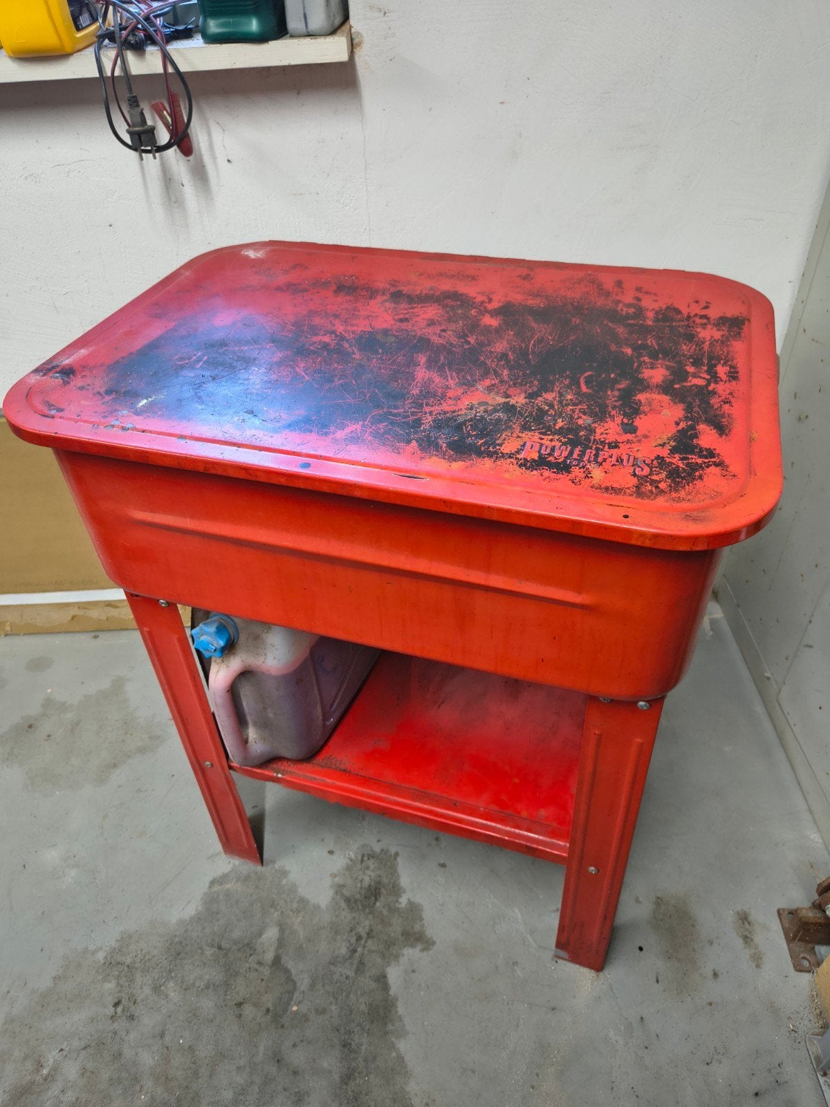 Onderdelenreiniger / Spoelbak - Rood, Ophalen, Gebruikt, 70 tot 120 cm