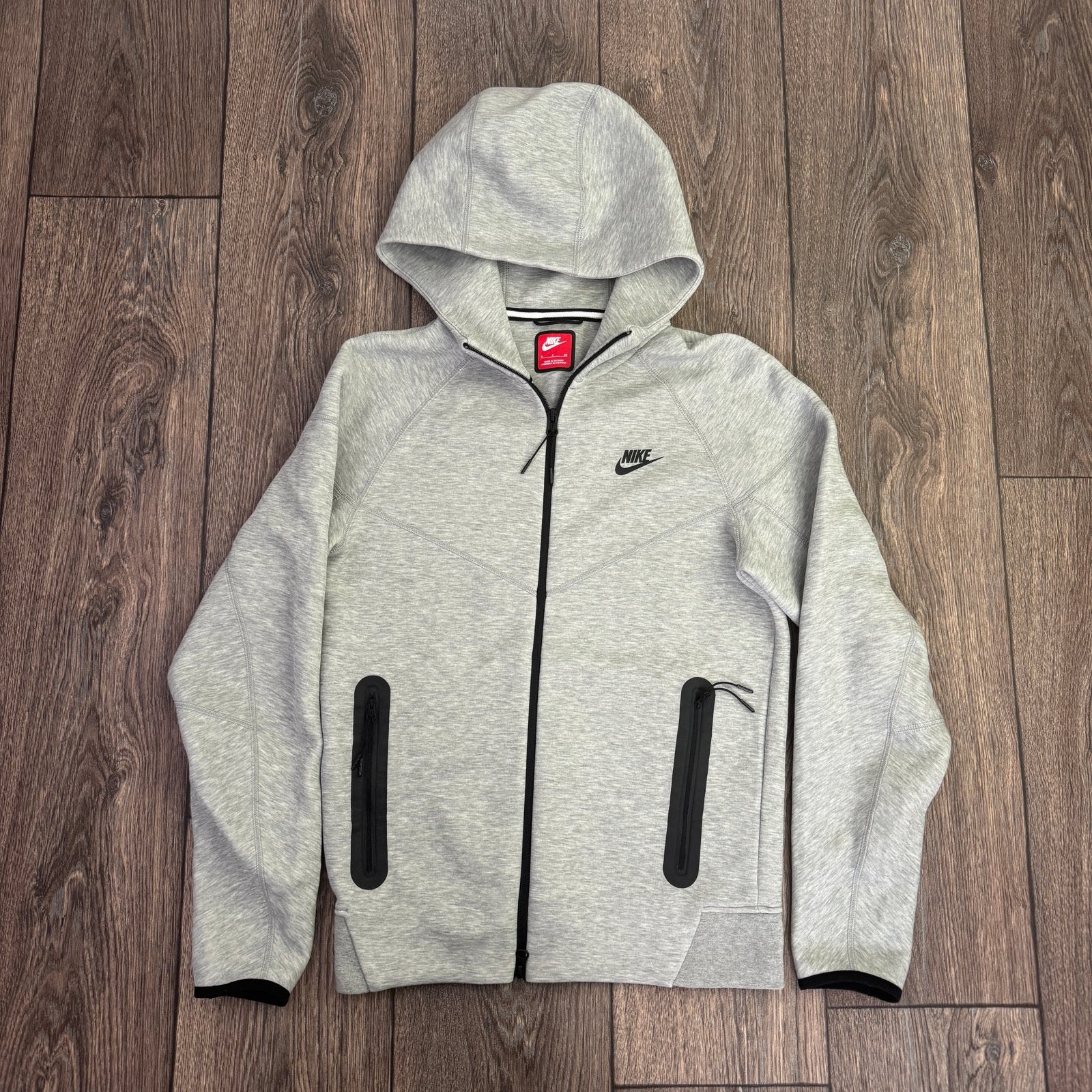 Nike Tech Fleece Vest 2023 | Maat S | Grijs | Q071, Kleding | Heren, Ophalen of Verzenden, Zo goed als nieuw, Grijs, Algemeen