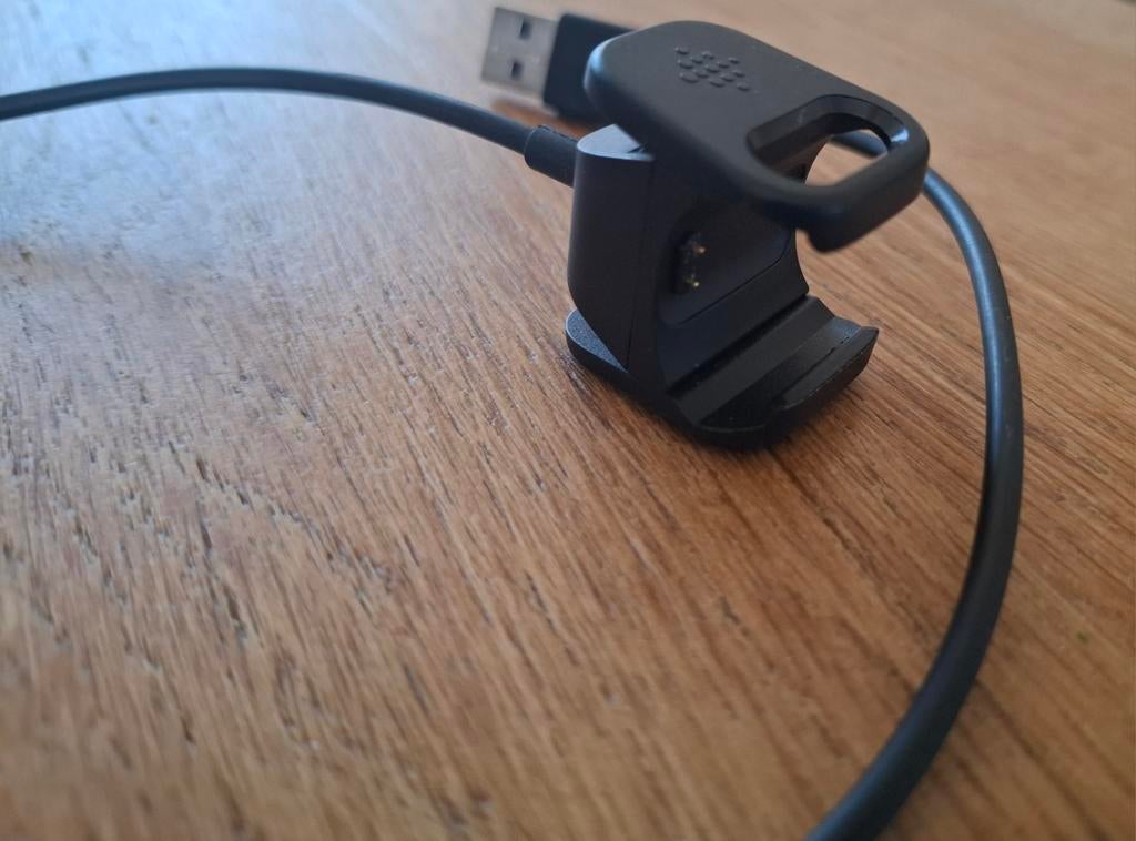 Originele Oplader Fitbit Charge 3 - USB Laadkabel, Ophalen of Verzenden, Zo goed als nieuw, Fitbit