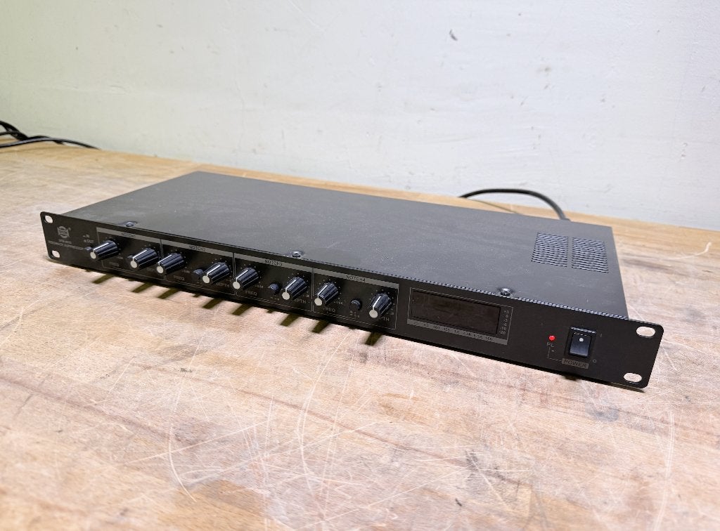 SHOW SFB-4010 Feedback Suppressor, Ophalen of Verzenden, Gebruikt, Overige typen