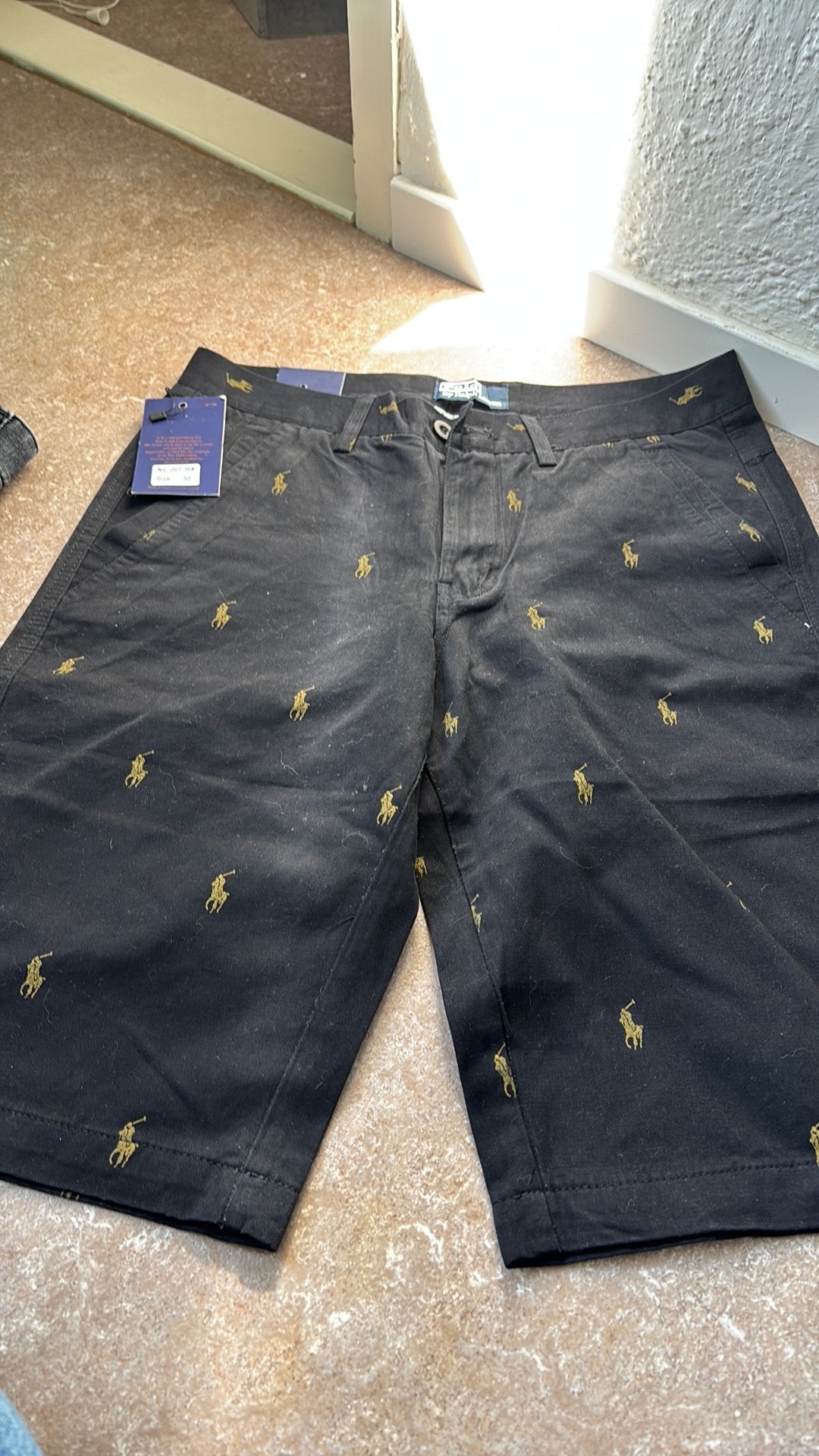 Korte broek mt 30, Ophalen of Verzenden, Nieuw