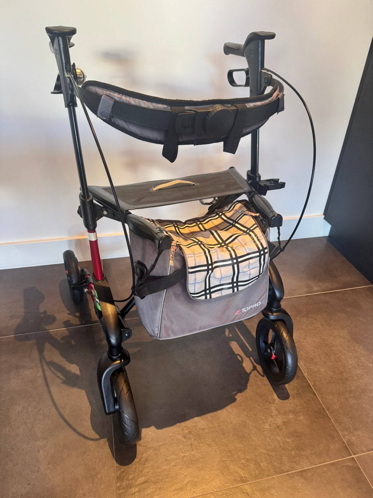 Rollator TOPRO Troja, Ophalen of Verzenden, Zo goed als nieuw