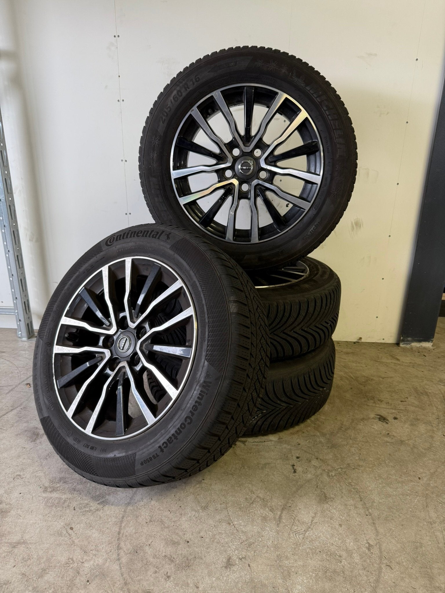 16'' Markeb - V40 - Continental Winter contact - 205/60 R16, Auto-onderdelen, Banden en Velgen