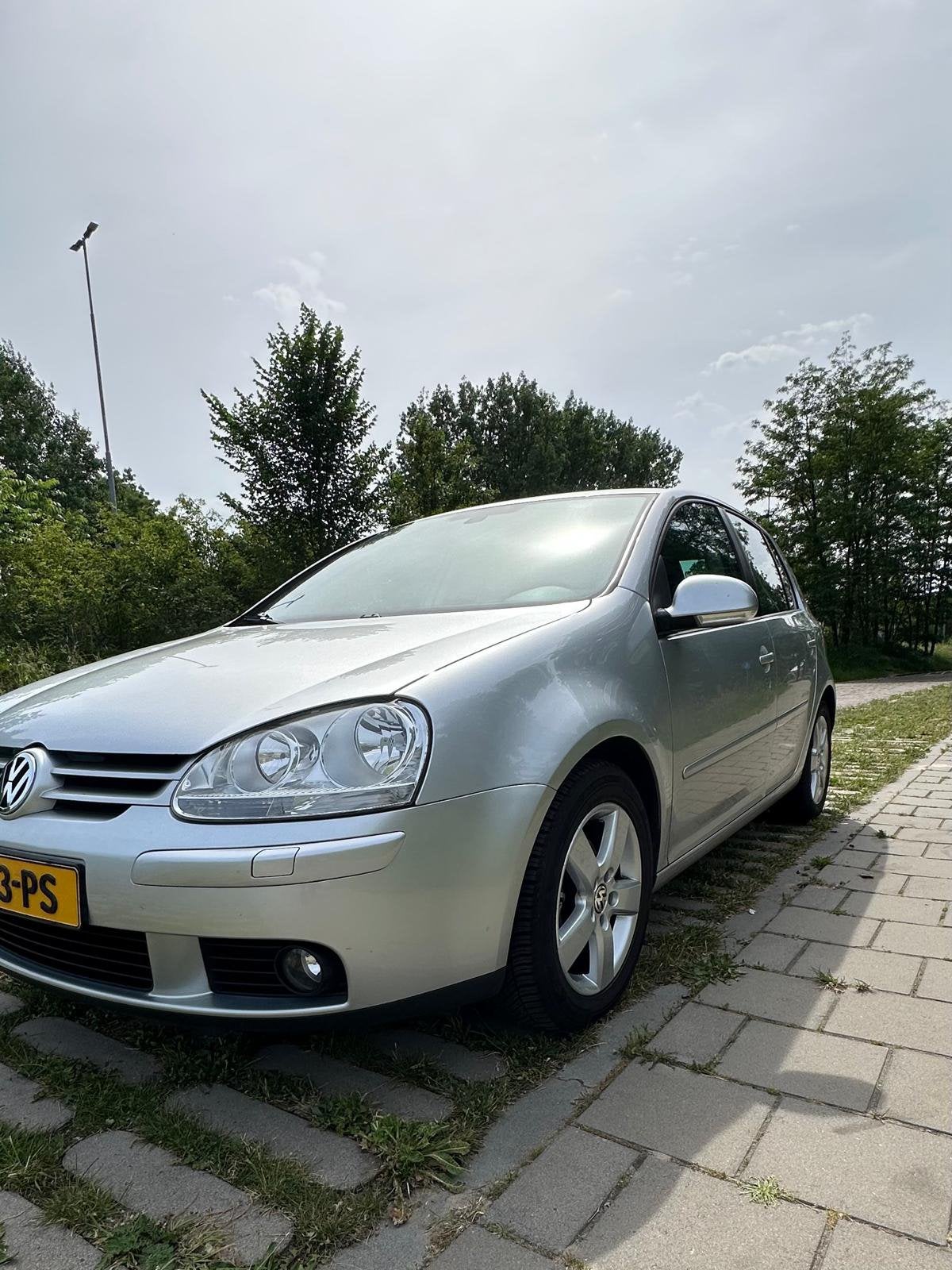 Volkswagen Golf 1.6   2008.  met airco, Auto's, Stof, 4 cilinders, Bedrijf, Grijs
