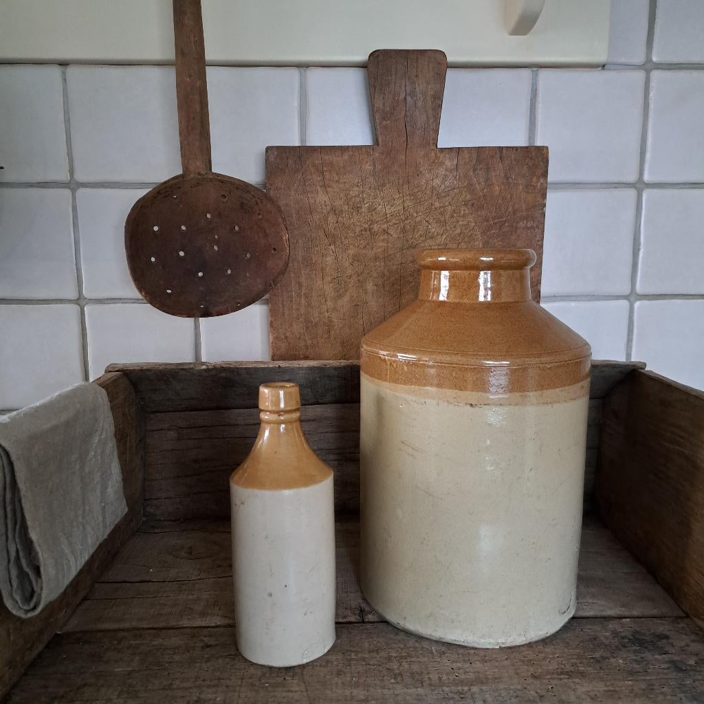 Brocante oud aardewerk flesje kruikje pot *Etage3*, Gebruikt, ., Ophalen of Verzenden, .