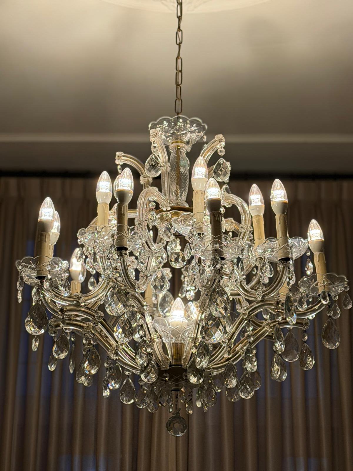 Kroonluchter Maria Teresia met 16 led lampen, Huis en Inrichting, Ophalen, Zo goed als nieuw
