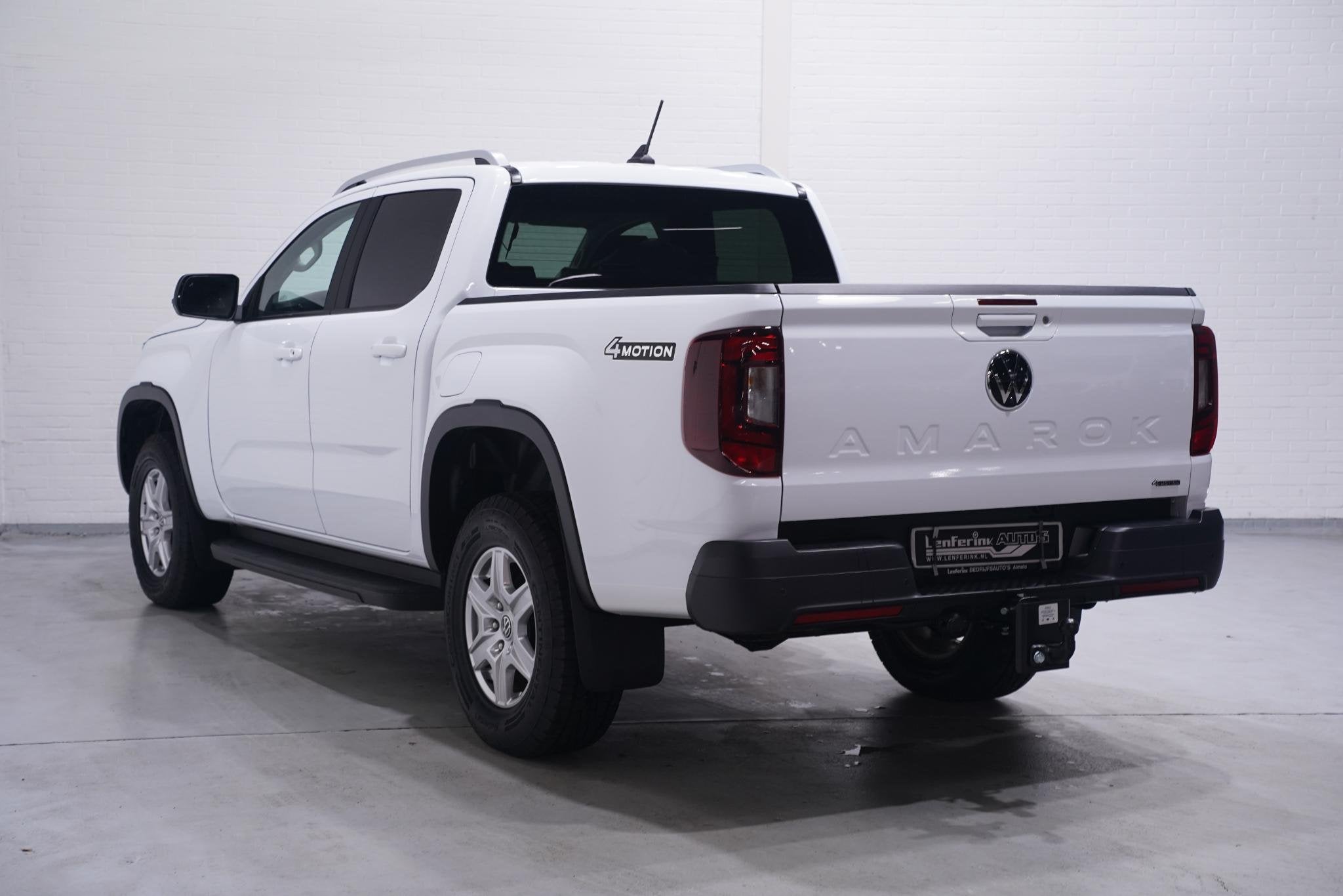 Volkswagen Amarok 2.0 TDI 205 pk Life Trekhaak 3.200 kg, 2-Z, Stof, Gebruikt, 4 cilinders, Wit