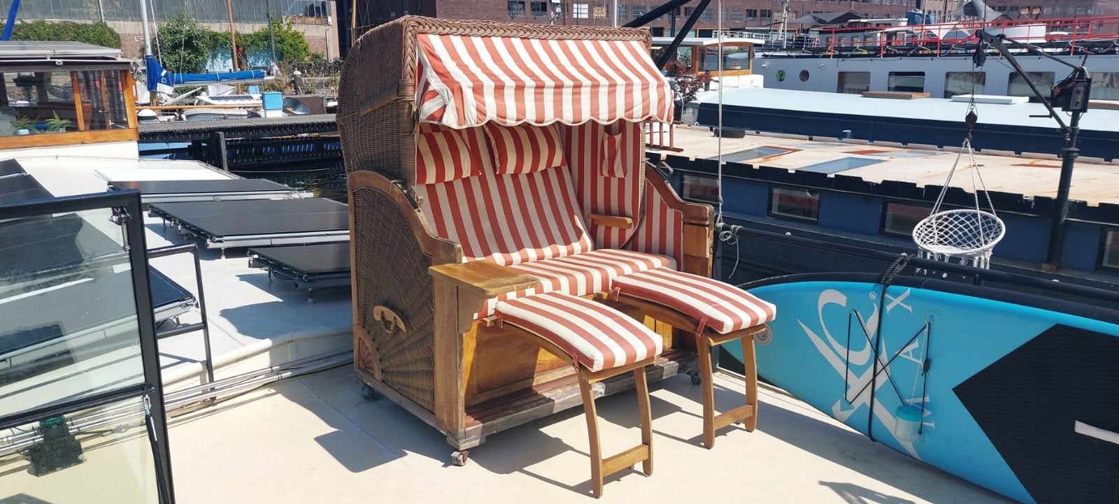 Luxe Strandstoel - Rood/Wit Gestreepte Strandkorf, Ophalen, Gebruikt, Hout, Verstelbaar