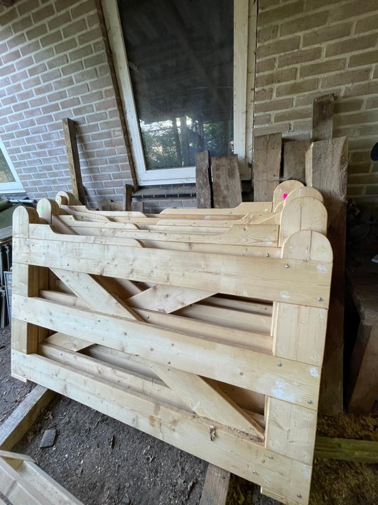 Nieuw houten landhekken, Ophalen of Verzenden, Zo goed als nieuw, Hout, Tuinhek