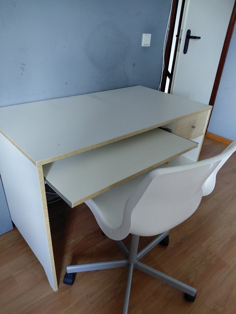 bureau, Huis en Inrichting, Bureaus, Ophalen, Met lades, Gebruikt, Kinderbureau